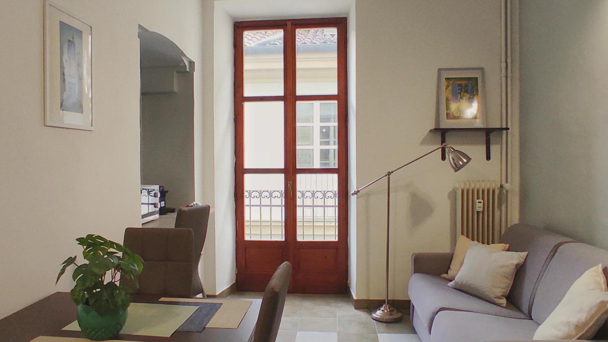 Apartment Conte